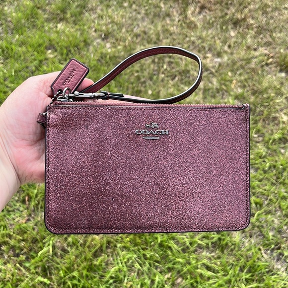 NWOT Coach Glitter Wristlet in Sparkly Burgundy - Picture 1 of 12